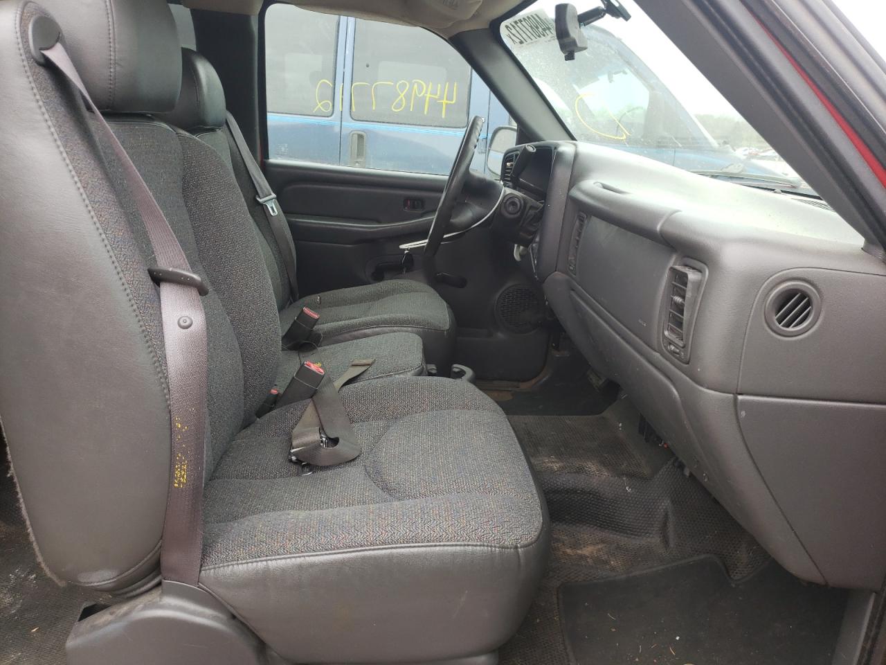 Photo 5 from auction – 2005 CHEVROLET SILVERADO with VIN 1GCEC19T45E317161