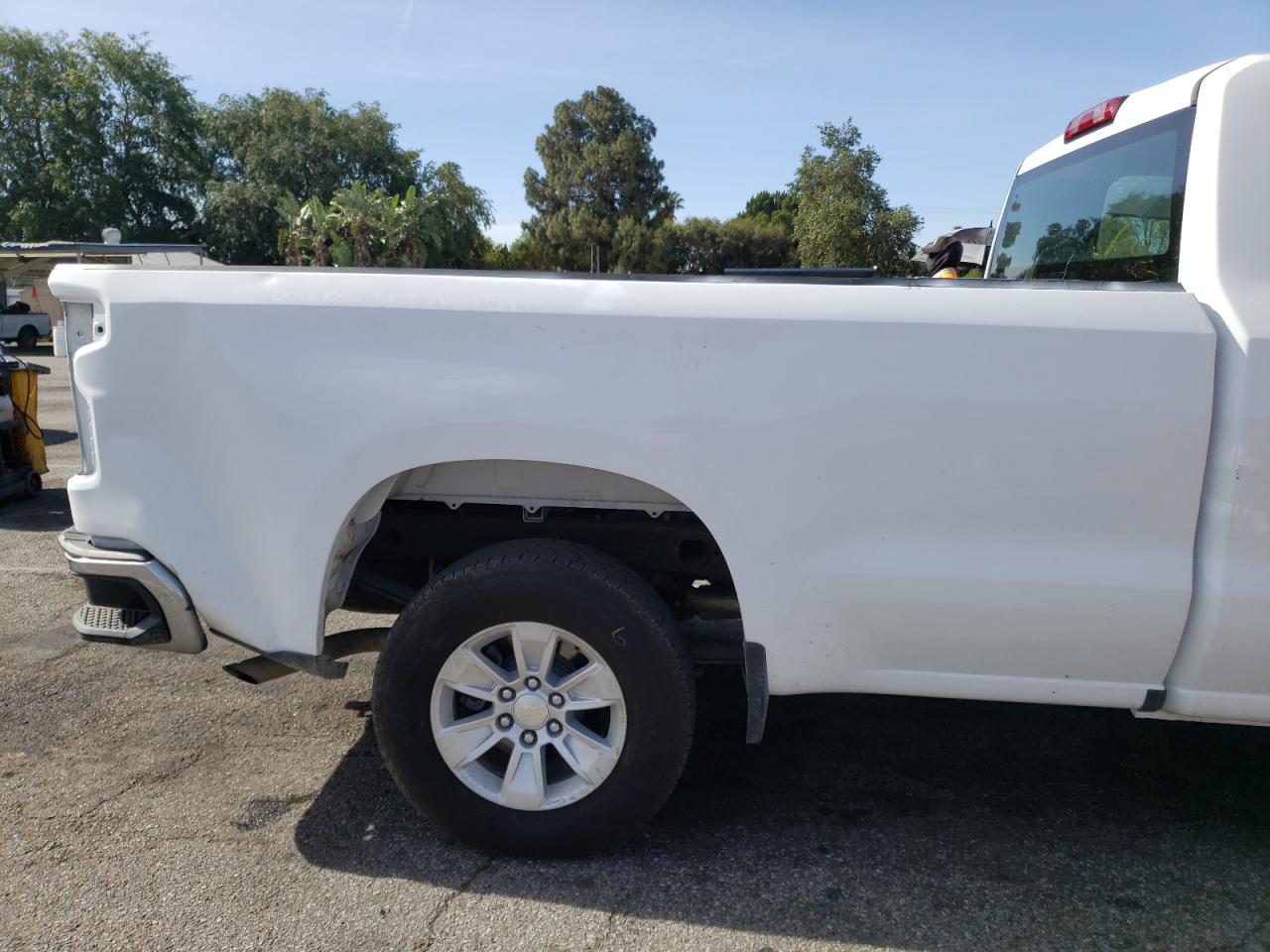 Photo 6 from auction – 2021 CHEVROLET SILVERADO with VIN 3GCNWAEF9MG272409