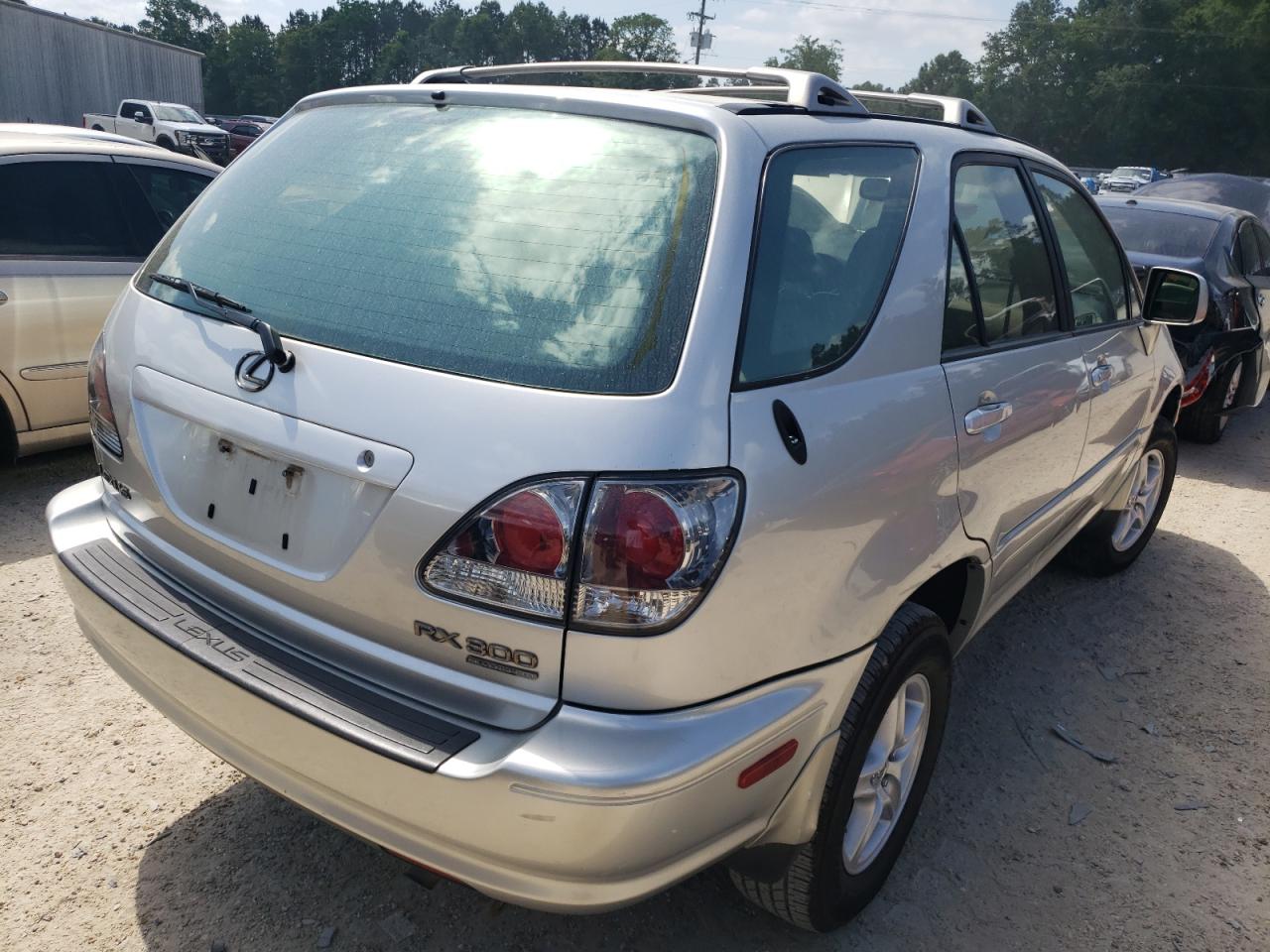Photo 4 from auction – 2001 LEXUS RX 300 with VIN JTJGF10U410112787