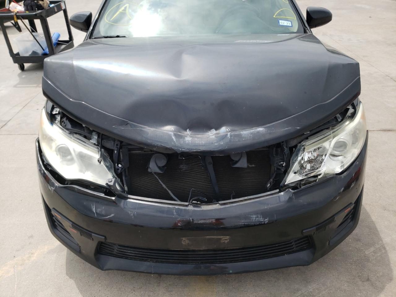 Photo 9 from auction – 2014 TOYOTA CAMRY L with VIN 4T4BF1FKXER368094