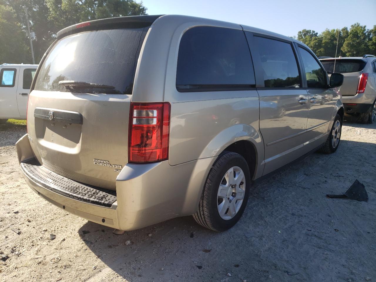 Photo 4 from auction – 2009 DODGE GRAND CARA with VIN 2D8HN44E59R653641