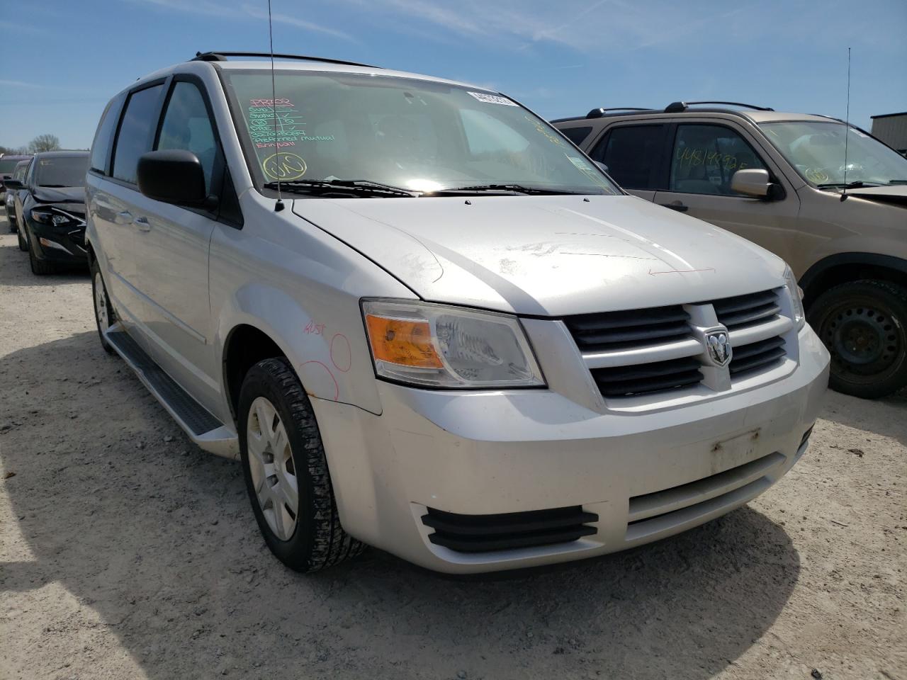 DODGE GRAND CARA 2010 with VIN 2D4RN4DE4AR394313 - Photo from auction