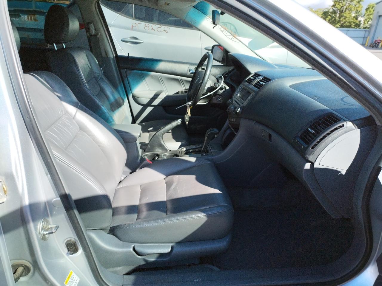 Photo 19 from auction – 2007 HONDA ACCORD EX with VIN 1HGCM56807A083978