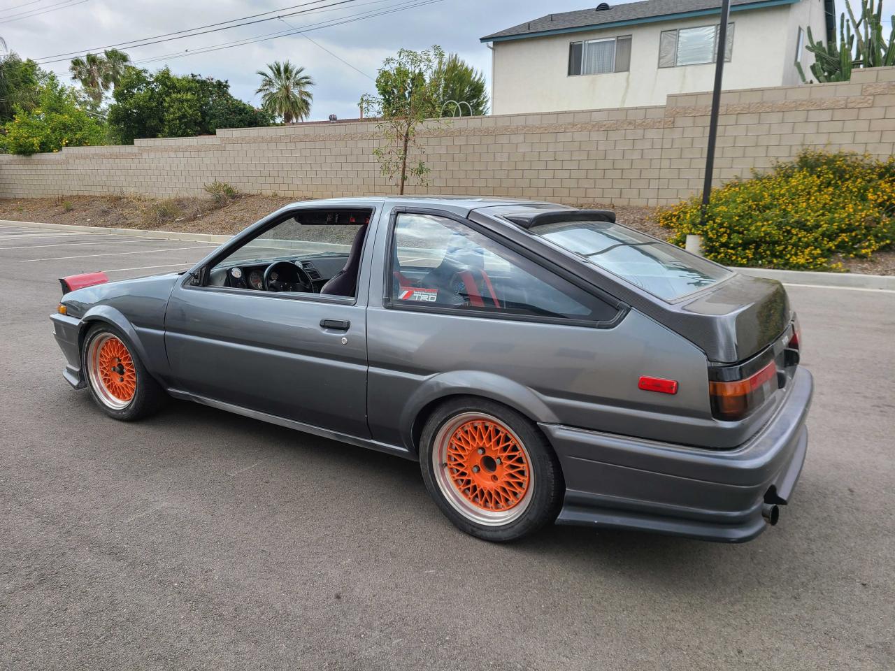 Photo 3 from auction – 1985 TOYOTA COROLLA SP with VIN JT2AE88C5F0105699