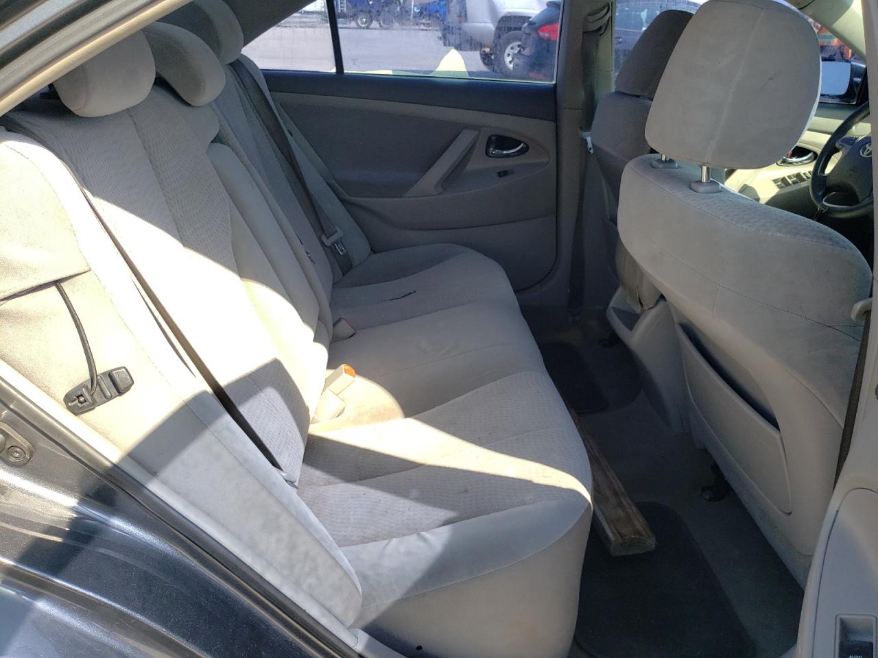 Photo 6 from auction – 2010 TOYOTA CAMRY BASE with VIN 4T4BF3EK5AR058619