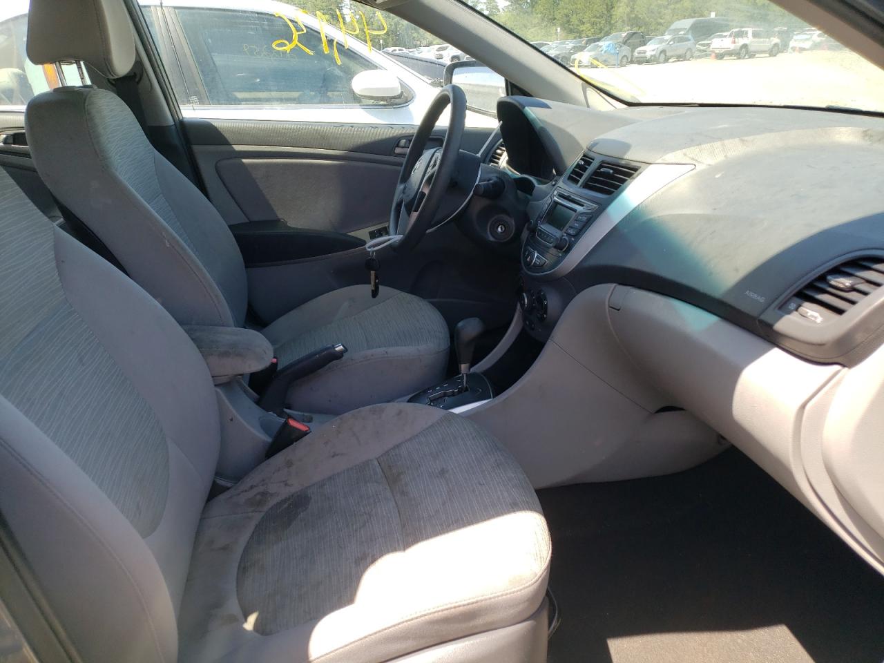 Photo 5 from auction – 2017 HYUNDAI ACCENT SE with VIN KMHCT4AE7HU277458