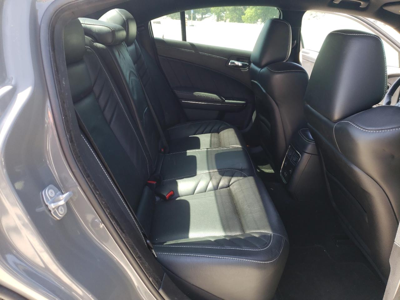 Photo 6 from auction – 2019 DODGE CHARGER SR with VIN 2C3CDXL91KH548693