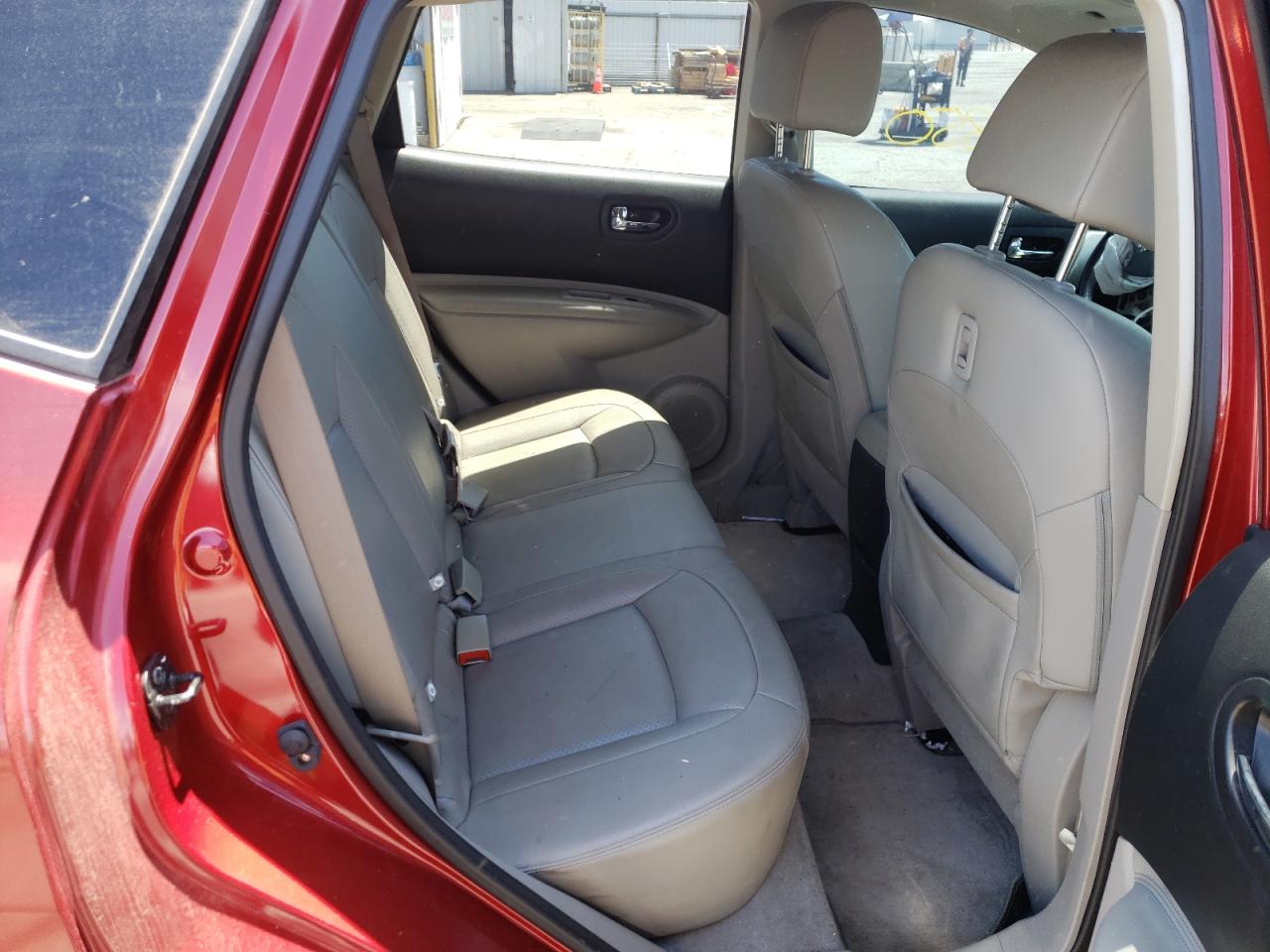 Photo 6 from auction – 2012 NISSAN ROGUE S with VIN JN8AS5MV4CW411957