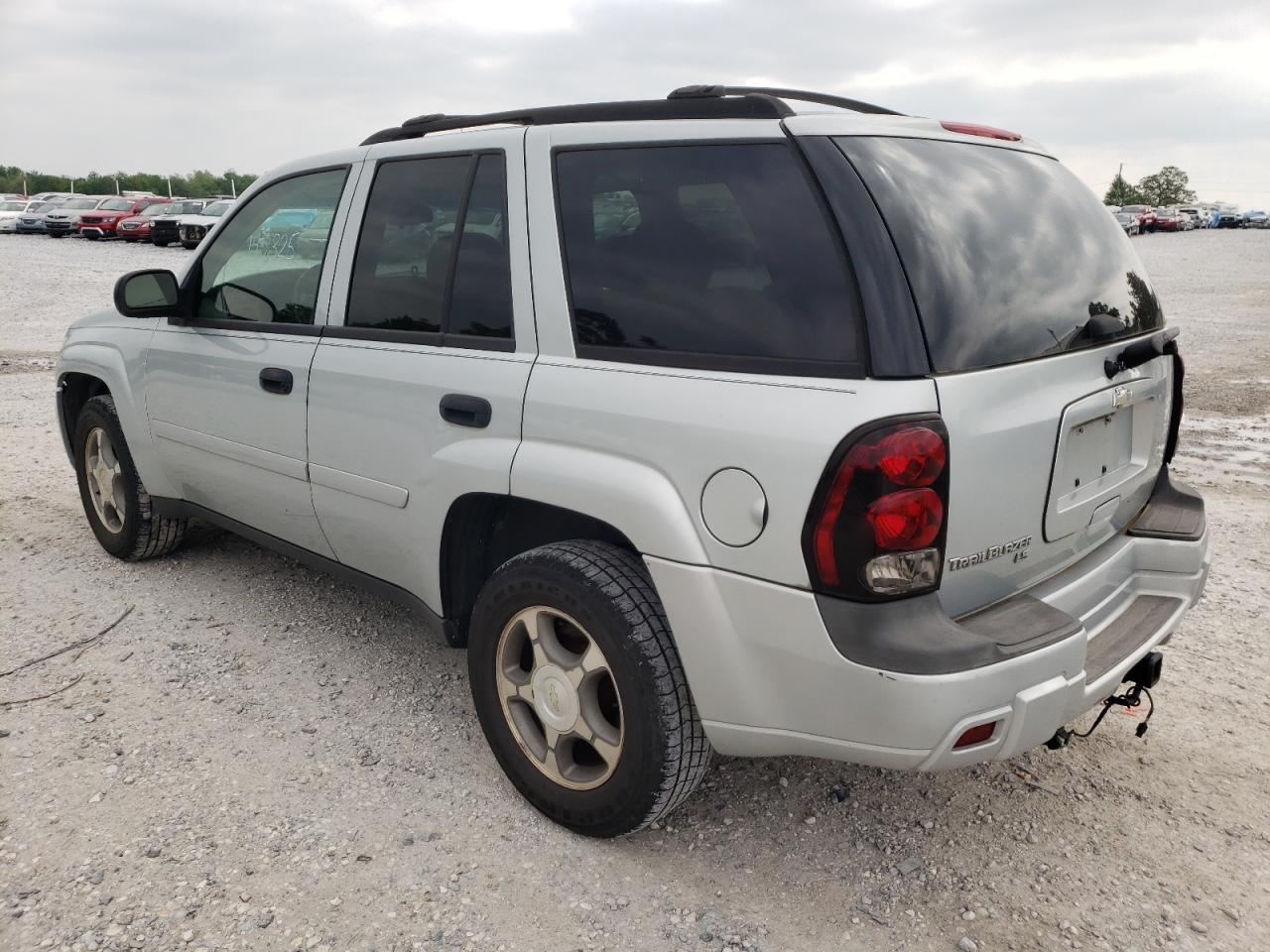 Photo 3 from auction – 2007 CHEVROLET TRAILBLAZE with VIN 1GNDS13S472150584