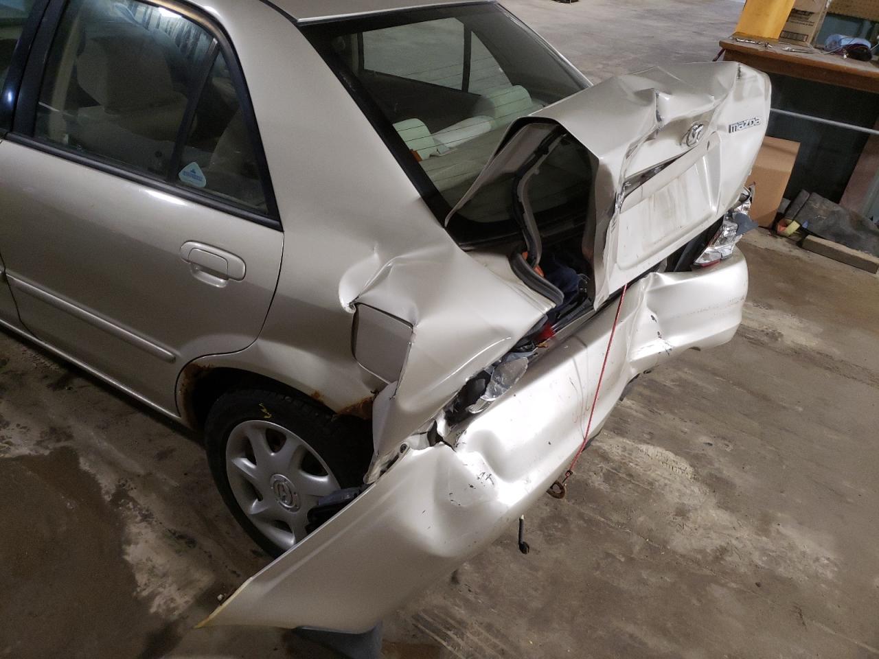Photo 9 from auction – 2002 MAZDA PROTEGE DX with VIN JM1BJ226920510160