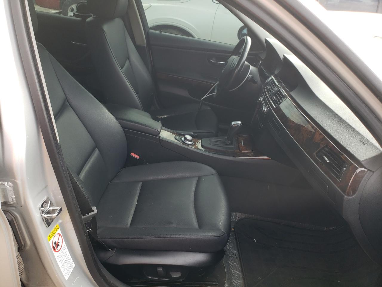 Photo 5 from auction – 2007 BMW 328 I with VIN WBAVA33557PV67704