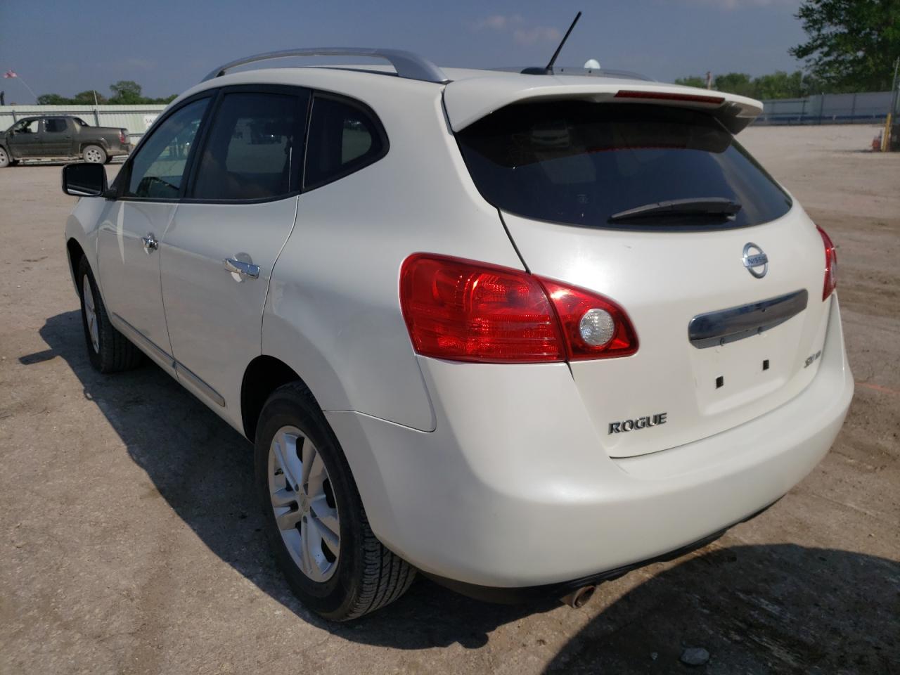 Photo 3 from auction – 2012 NISSAN ROGUE S with VIN JN8AS5MV1CW415335