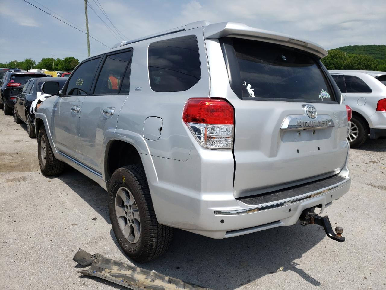 Photo 3 from auction – 2013 TOYOTA 4RUNNER SR with VIN JTEBU5JR3D5119897