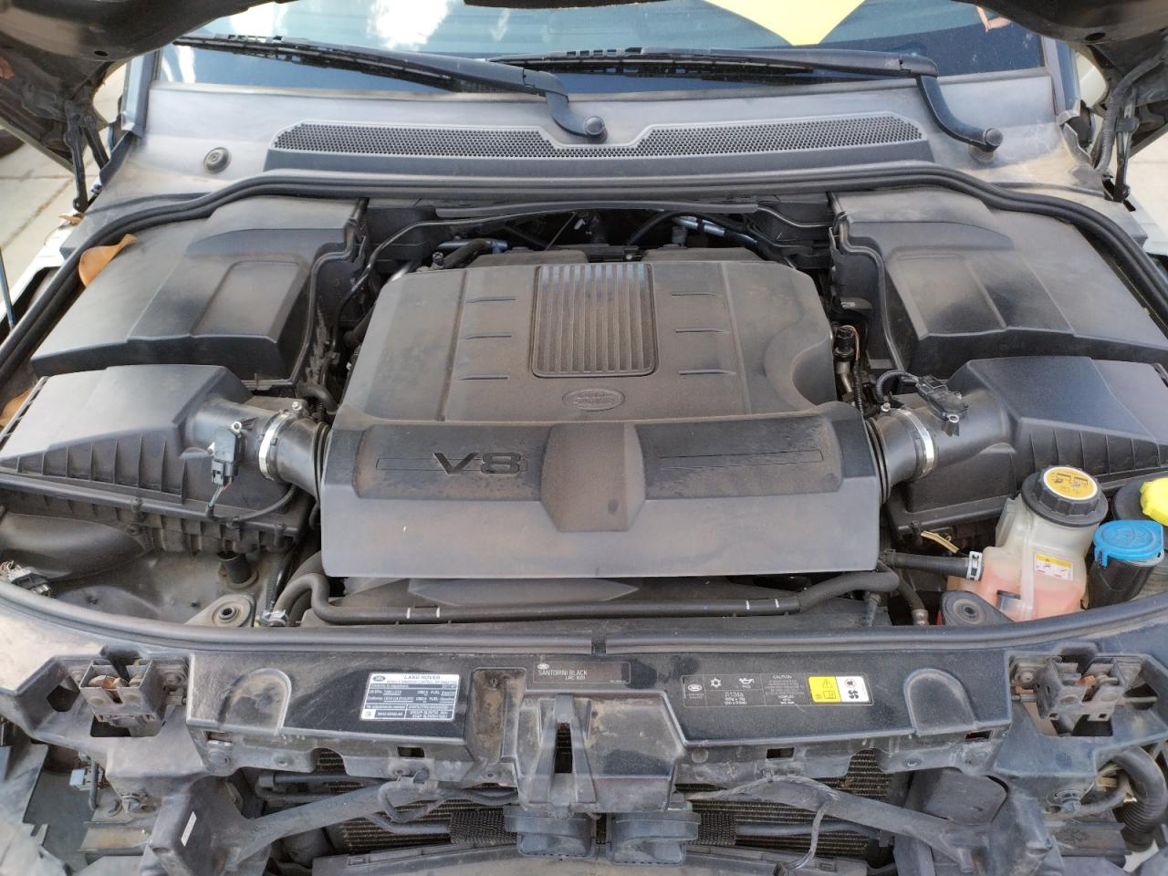 Photo 7 from auction – 2011 LAND ROVER LR4 HSE LU with VIN SALAK2D4XBA549931
