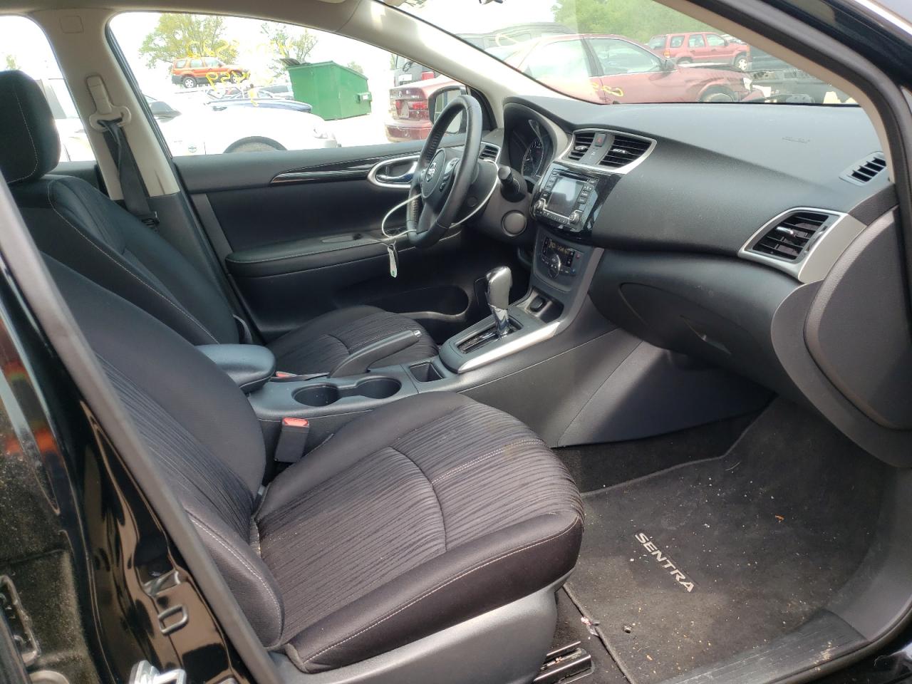 Photo 5 from auction – 2018 NISSAN SENTRA S with VIN 3N1AB7AP1JL625047