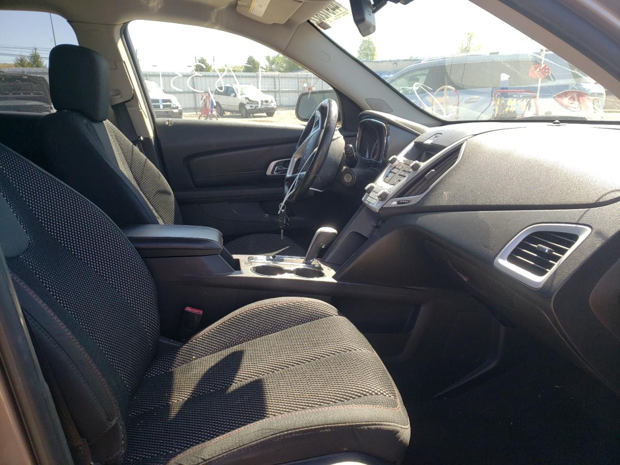 Photo 5 from auction – 2010 GMC TERRAIN SL with VIN 2CTALDEW8A6402958