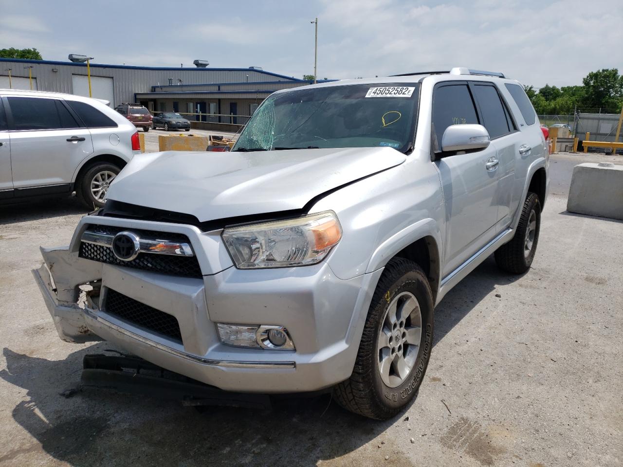 Photo 2 from auction – 2013 TOYOTA 4RUNNER SR with VIN JTEBU5JR3D5119897