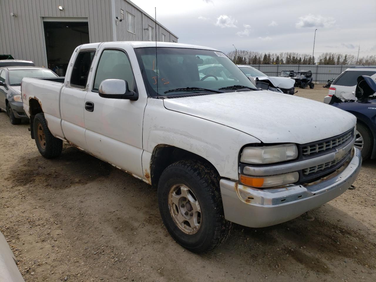 GMC NEW SIERRA 2000 with VIN 1GTEK19V1YZ213955 - Photo from auction