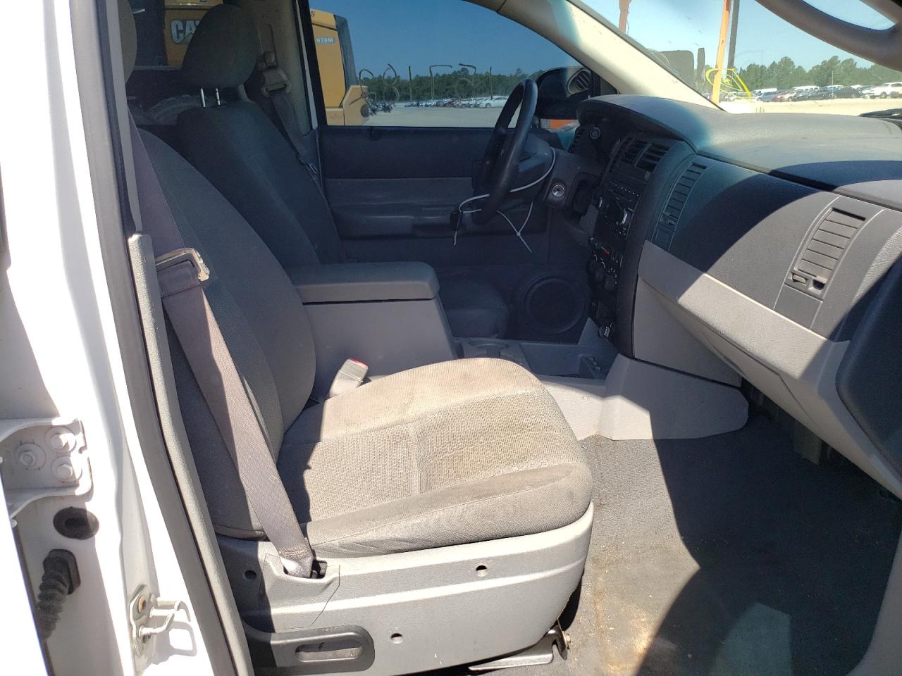 Photo 5 from auction – 2008 DODGE DURANGO SX with VIN 1D8HB38N98F148205