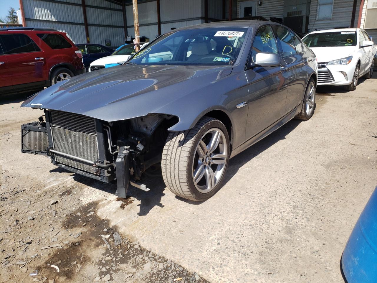 Photo 2 from auction – 2011 BMW 550 I with VIN WBAFR9C57BC758282