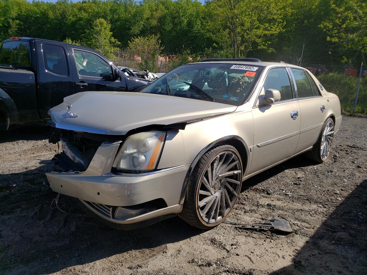 Photo 2 from auction – 2009 CADILLAC DTS with VIN 1G6KD57YX9U120564
