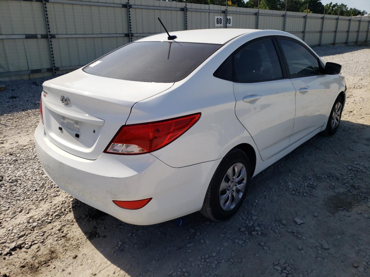 Photo 4 from auction – 2017 HYUNDAI ACCENT SE with VIN KMHCT4AE9HU240525