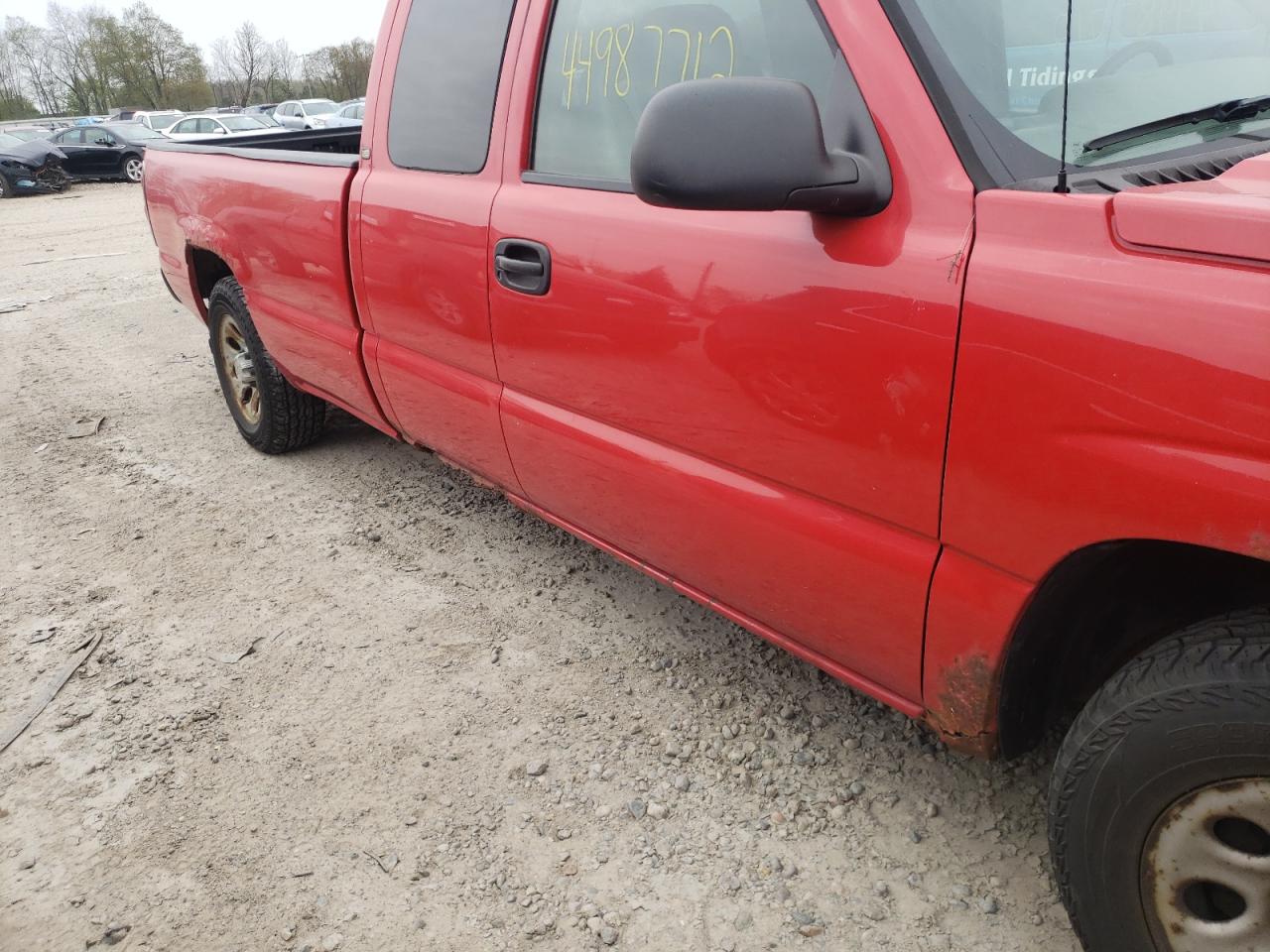 Photo 9 from auction – 2005 CHEVROLET SILVERADO with VIN 1GCEC19T45E317161