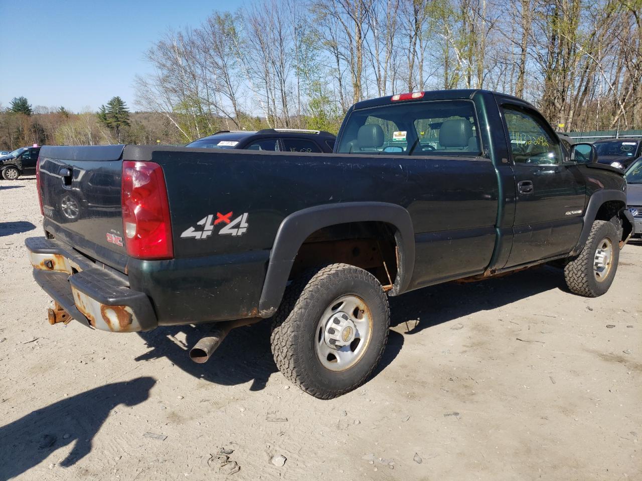 Photo 4 from auction – 2005 CHEVROLET SILVERADO with VIN 1GCHK24U25E210941