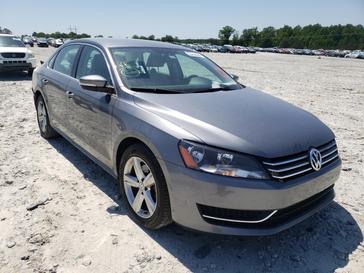 VOLKSWAGEN PASSAT SE 2015 with VIN 1VWBS7A39FC003763 - Photo from auction