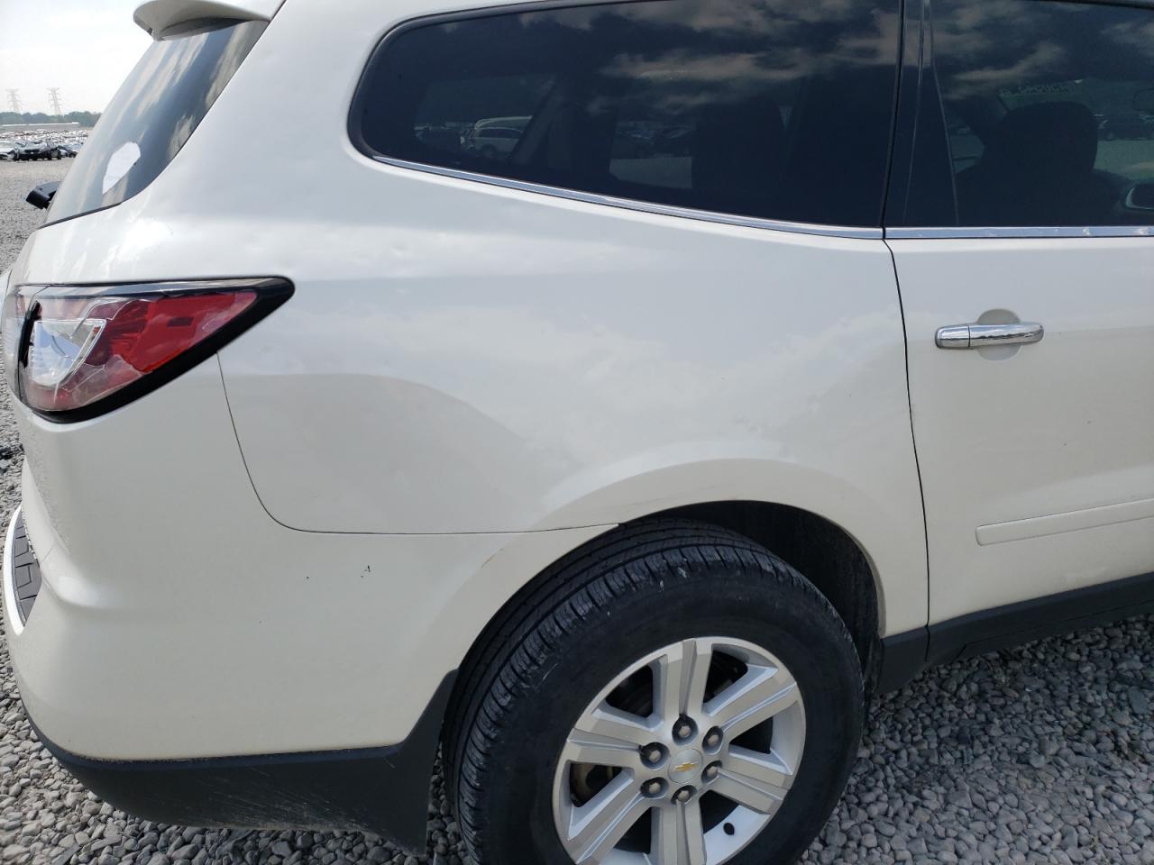 Zdjęcie 9 z aukcji – 2014 CHEVROLET TRAVERSE L z VIN 1GNKRHKD3EJ293155