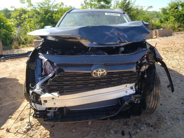 Photo 9 from auction – 2021 TOYOTA RAV4 XLE P with VIN 2T3C1RFVXMC171942