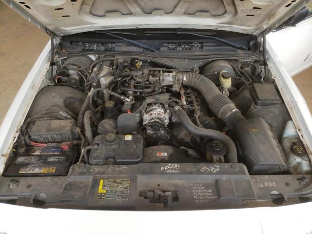 Photo 7 from auction – 2004 FORD CROWN VICT with VIN 2FAFP71W74X141324