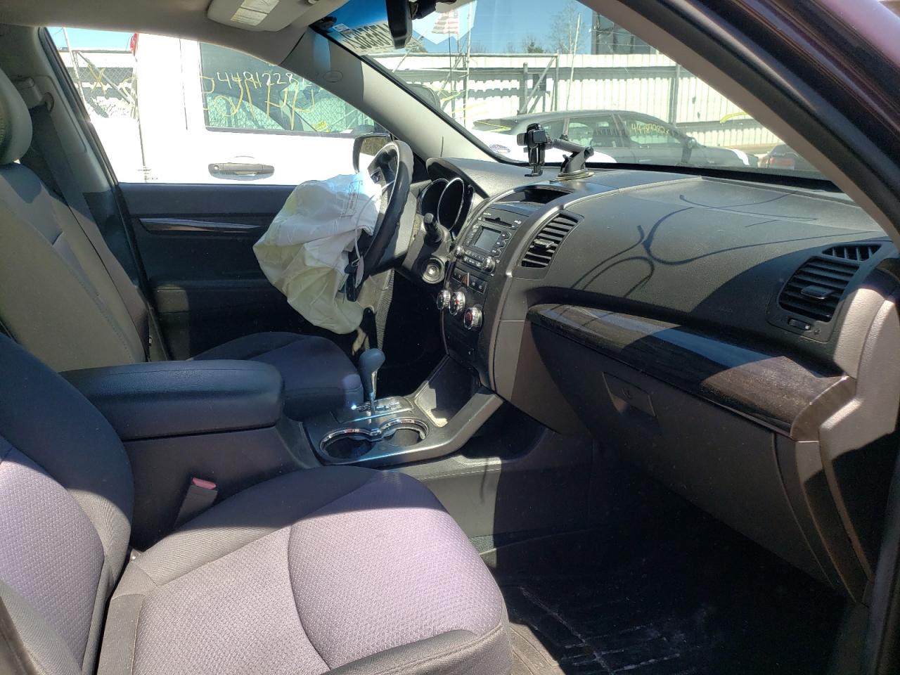 Photo 5 from auction – 2012 KIA SORENTO BA with VIN 5XYKTCA64CG238713
