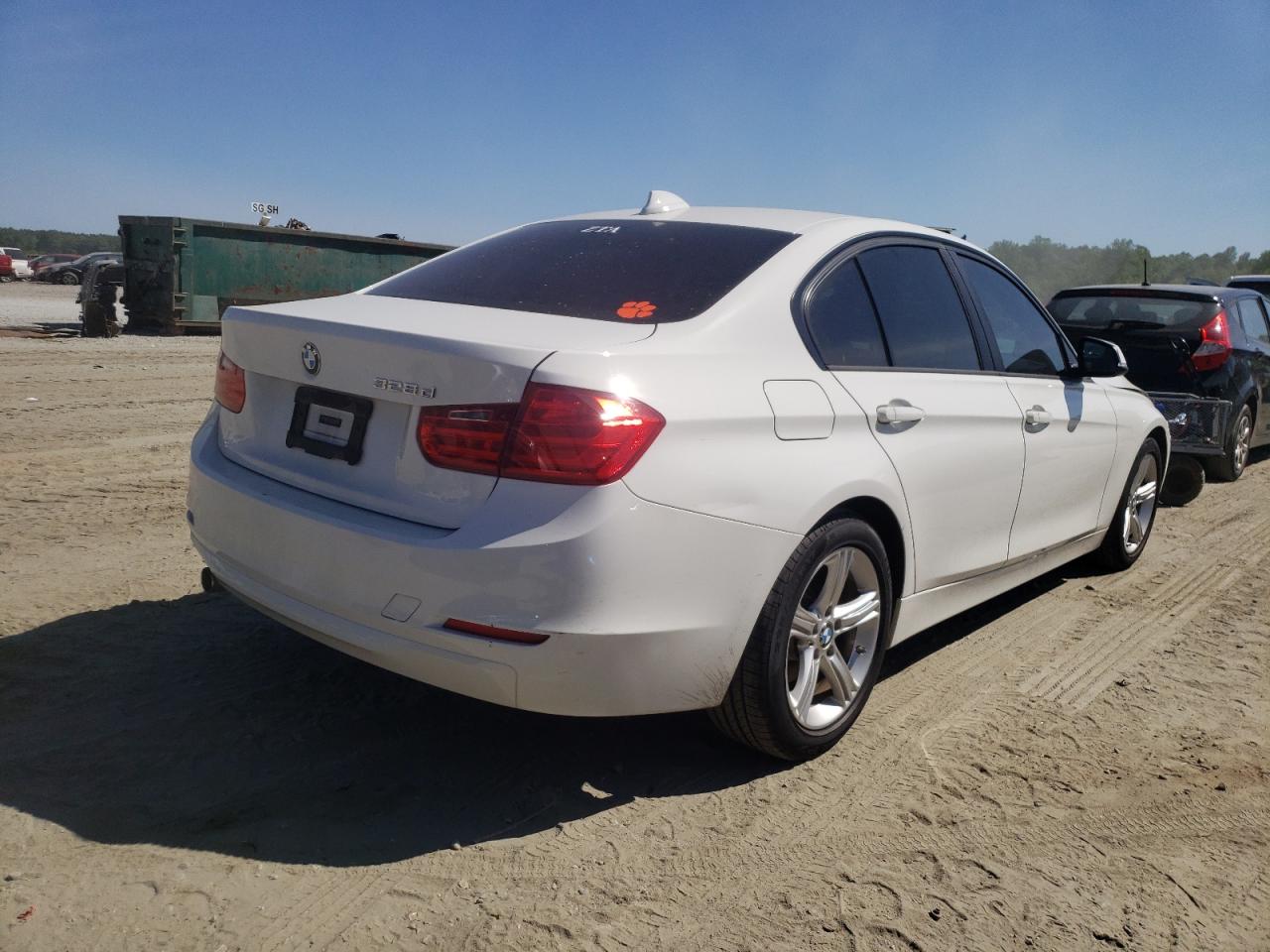 Photo 4 from auction – 2014 BMW 328 D with VIN WBA3D3C56EK154103
