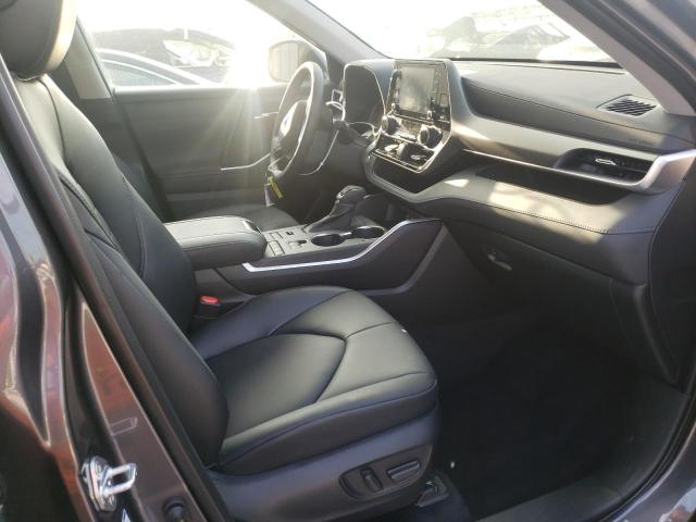 Photo 5 from auction – 2022 TOYOTA HIGHLANDER with VIN 5TDGZRBH6NS187812