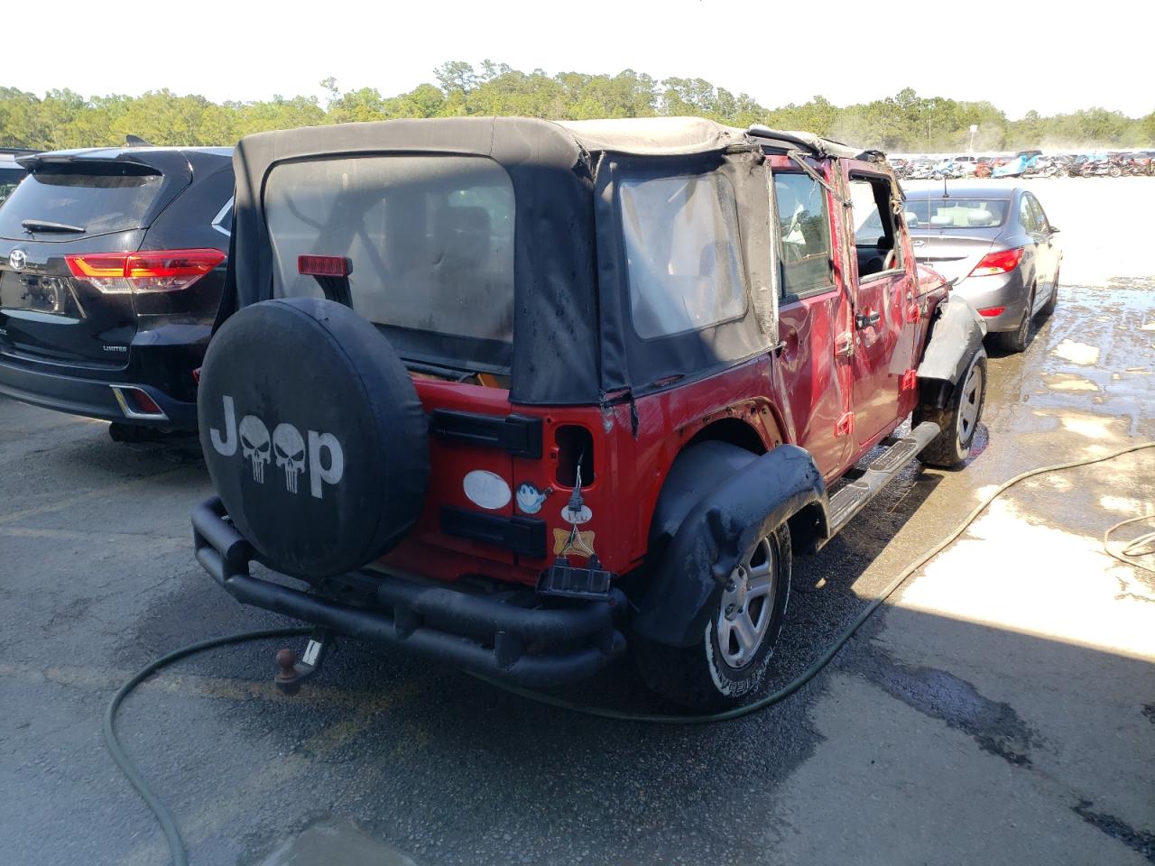 Photo 4 from auction – 2009 JEEP WRANGLER U with VIN 1J4GB39189L769857