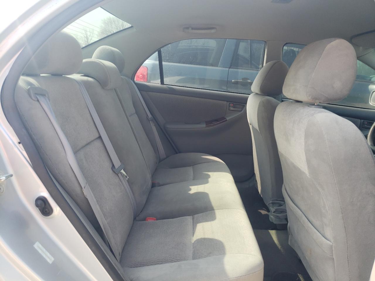 Photo 6 from auction – 2006 TOYOTA COROLLA CE with VIN 1NXBR32E16Z604663