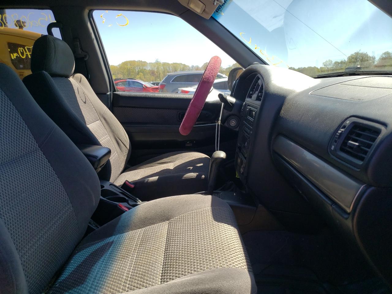 Photo 5 from auction – 2003 NISSAN PATHFINDER with VIN JN8DR09Y33W828971