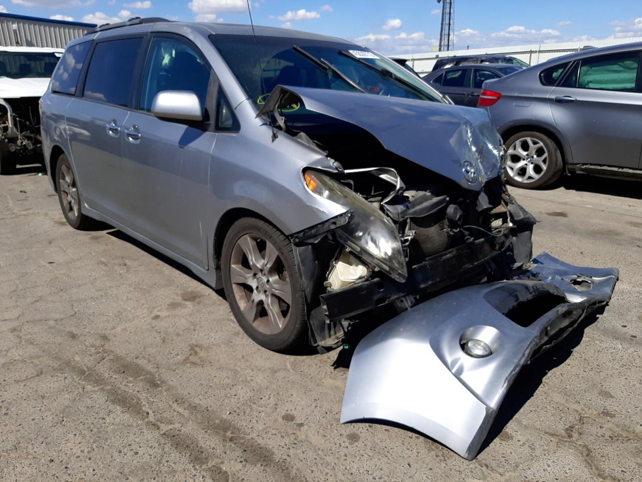 Photo 1 from auction – 2013 TOYOTA SIENNA SPO with VIN 5TDXK3DC2DS328800