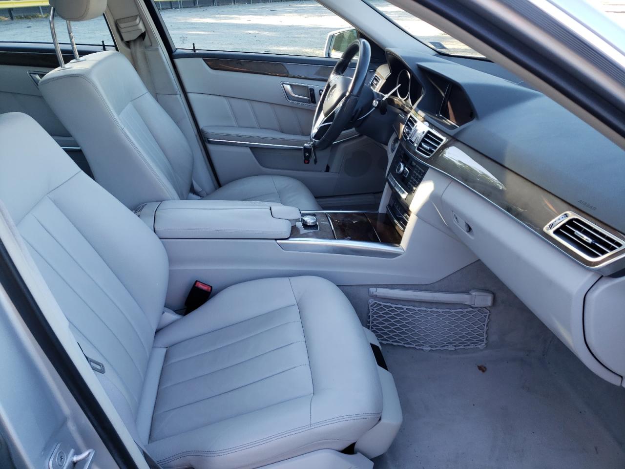 Photo 5 from auction – 2014 MERCEDES-BENZ E 350 4MAT with VIN WDDHF8JB4EA896309
