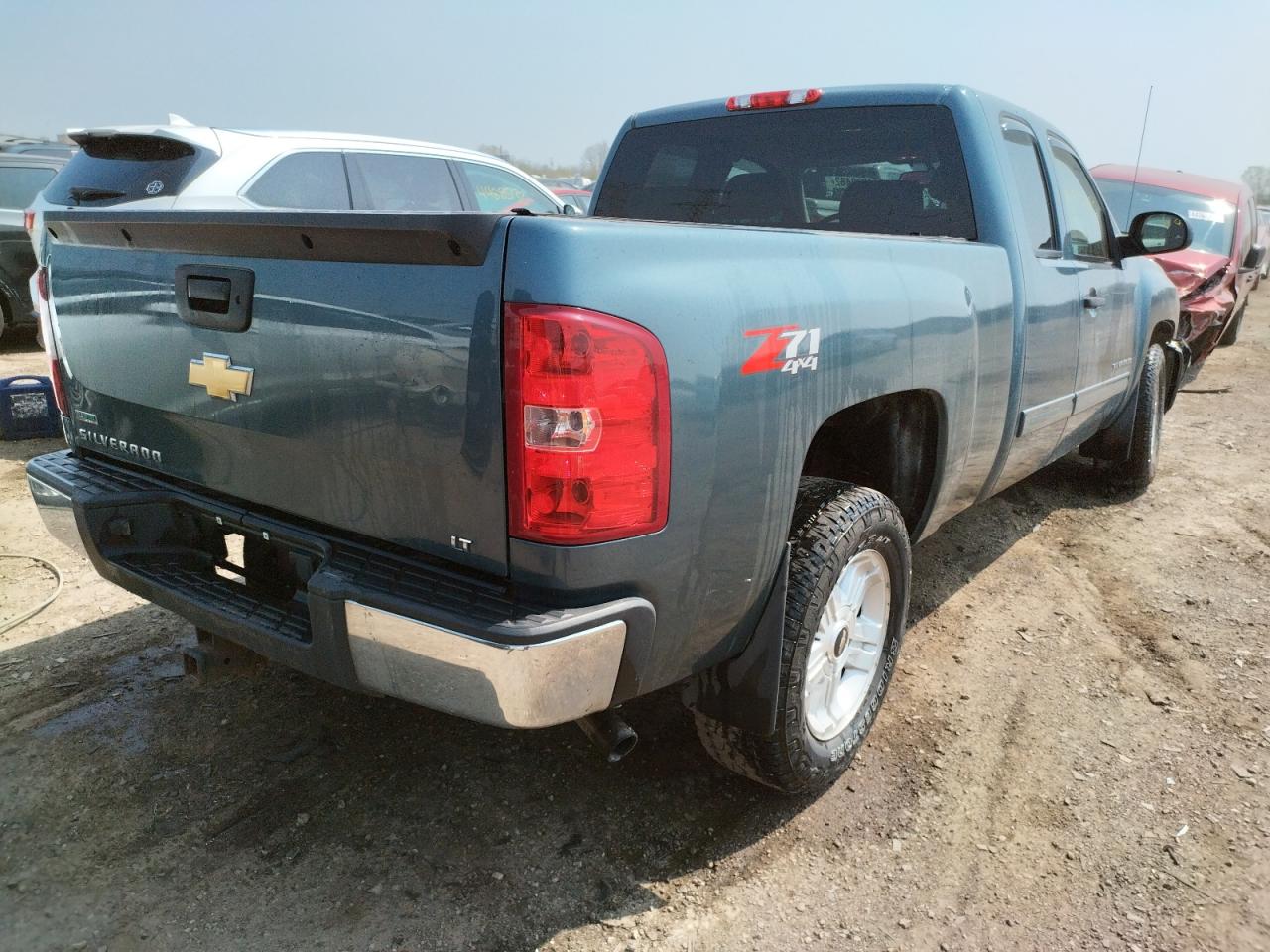Photo 4 from auction – 2011 CHEVROLET SILVERADO with VIN 1GCRKSE33BZ310755