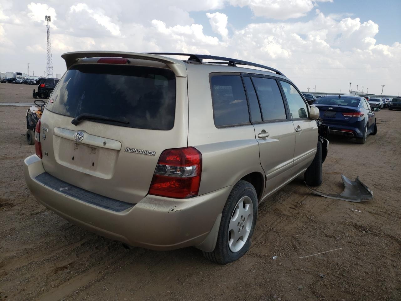 Photo 4 from auction – 2004 TOYOTA HIGHLANDER with VIN JTEDP21A440016557