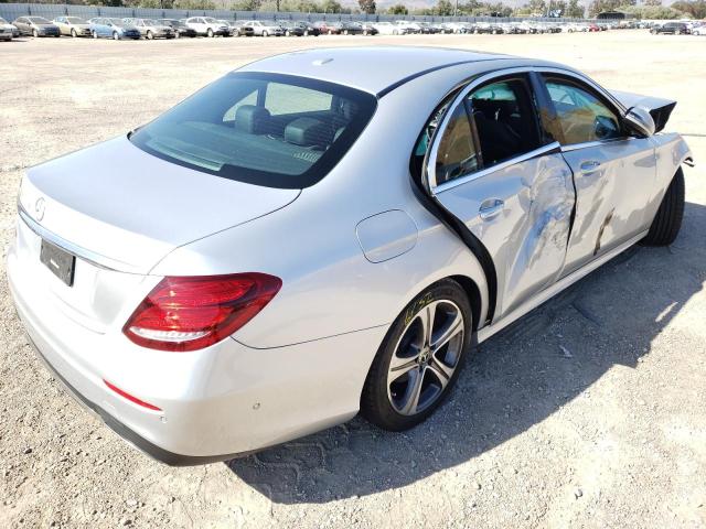 Photo 4 from auction – 2018 MERCEDES-BENZ E 300 with VIN WDDZF4JB5JA447549