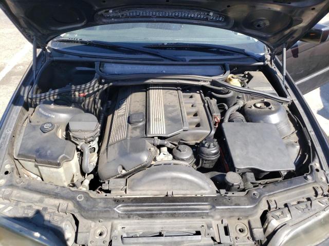 Photo 7 from auction – 2002 BMW 325I with VIN WBAEV334X2KL78418