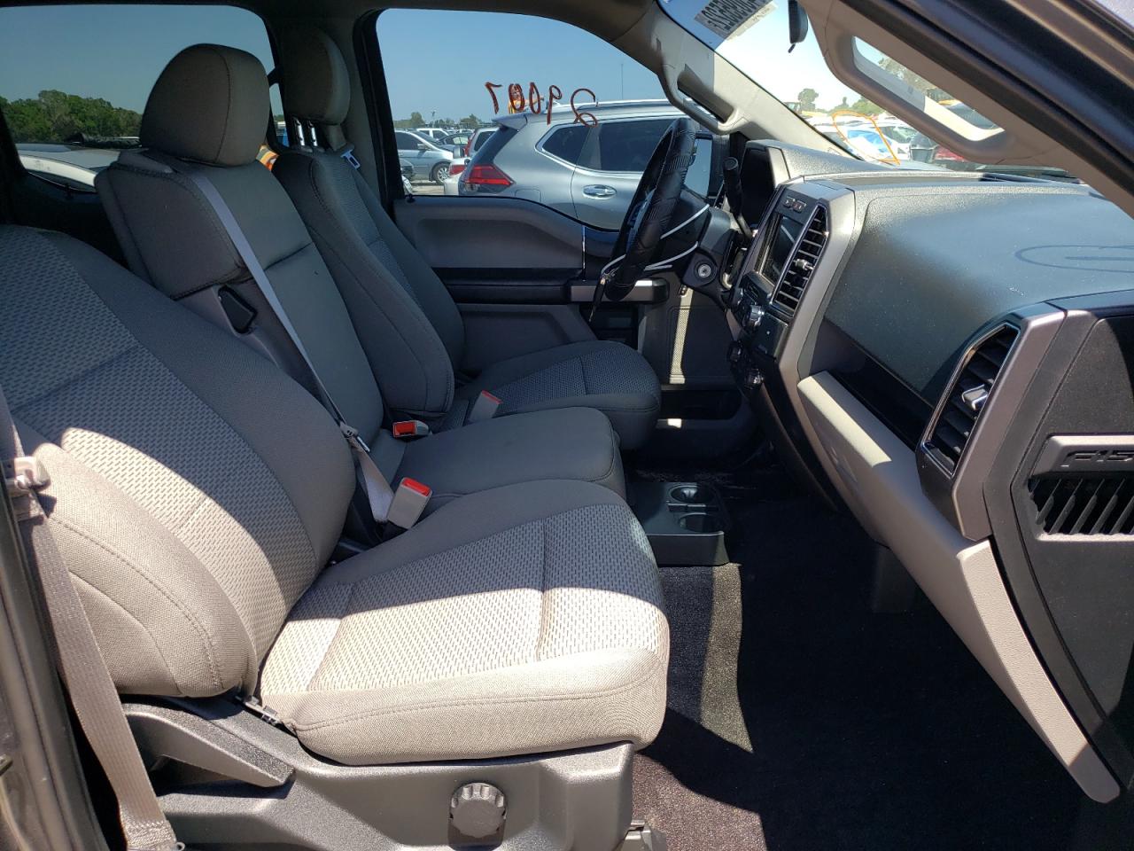 Photo 5 from auction – 2019 FORD F150 SUPER with VIN 1FTEW1CP8KFD09704
