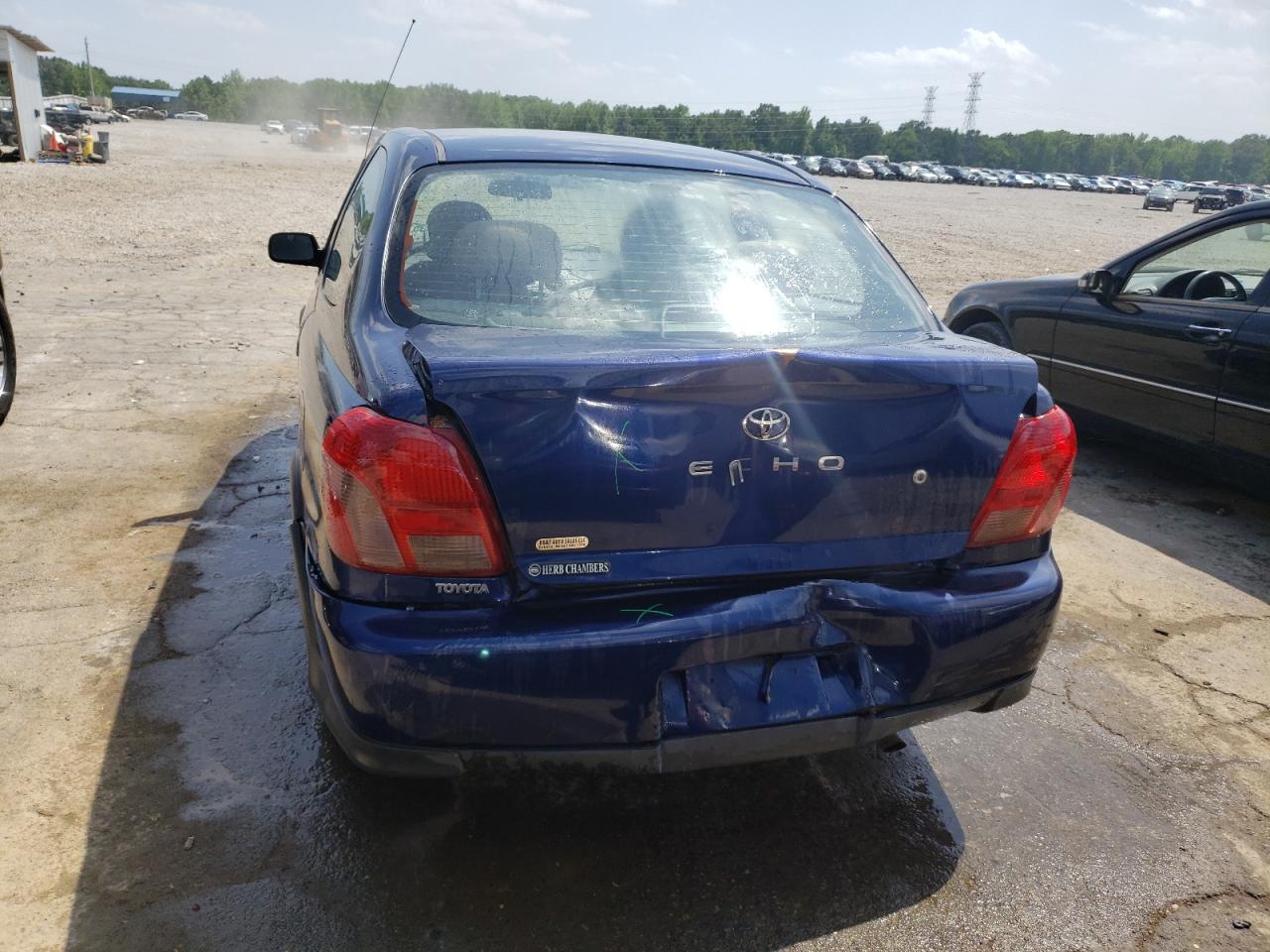 Photo 9 from auction – 2001 TOYOTA ECHO with VIN JTDAT123710130836