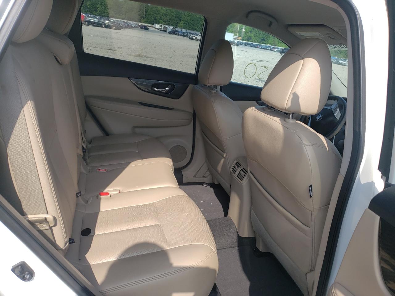 Photo 6 from auction – 2016 NISSAN ROGUE S with VIN 5N1AT2MT3GC767096