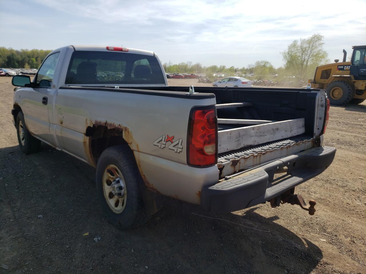 Photo 3 from auction – 2005 CHEVROLET SILVERADO with VIN 1GCEK14T75Z148370