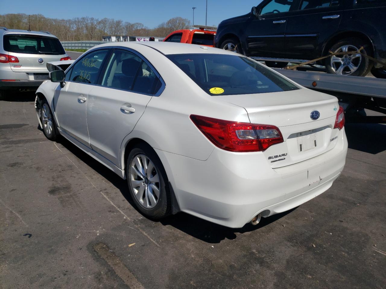 Photo 3 from auction – 2015 SUBARU LEGACY 2.5 with VIN 4S3BNBC62F3013913