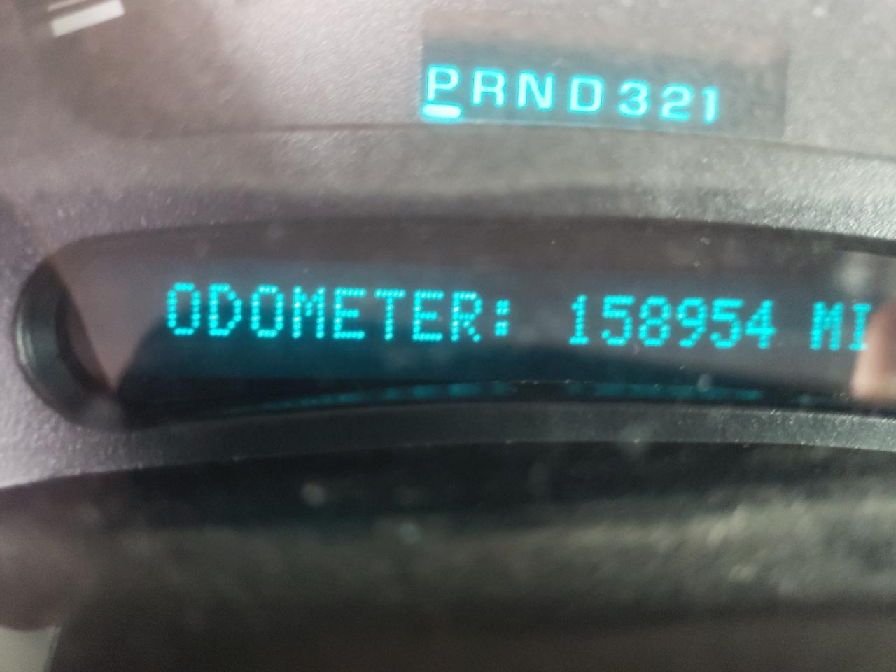 Photo 8 from auction – 2005 CHEVROLET SILVERADO with VIN 1GCEC19T45E317161